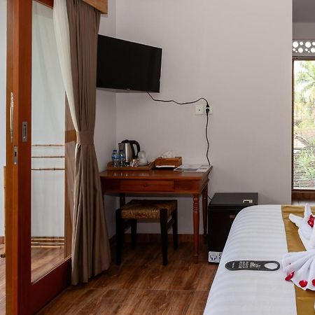 Graha Shanti Guest House 乌布 外观 照片